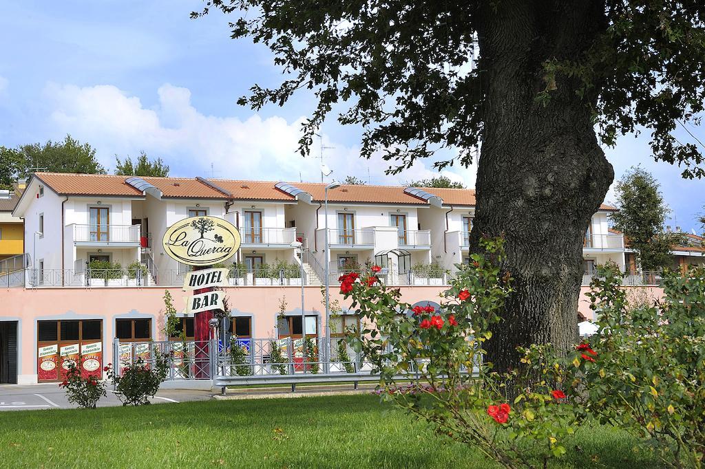 Hotel La Quercia Valmontone Dış mekan fotoğraf